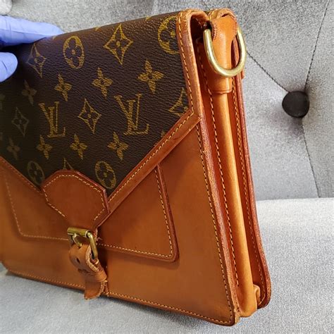 lv biface price|Louis Vuitton Vintage Epi Sac Biface .